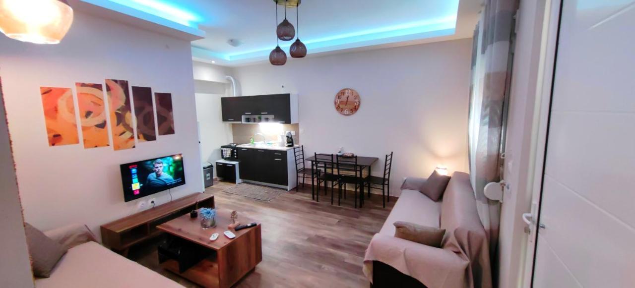 ארטמידה Theo Apartments 3 מראה חיצוני תמונה